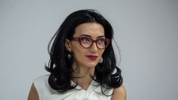 Арпине Ованнисян - Sputnik Արմենիա