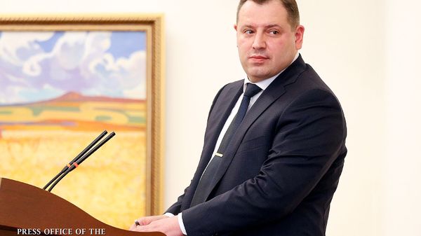 Речь главы СКА Айка Григоряна на праздничном заседании, посвященном дню работника следственного комитета (8 октября 2018). Еревaн Речь главы СКА Айка Григоряна на праздничном заседании, посвященном дню работника следственного комитета (8 октября 2018). Еревaн - Sputnik Армения