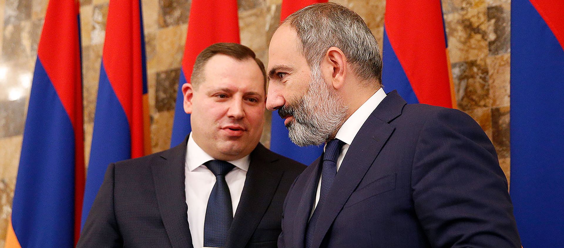 Премьер-министр Армении Никол Пашинян принял участие на праздничном заседании, посвященном дню работника следственного комитета (8 октября 2018). Еревaн - Sputnik Արմենիա, 1920, 12.07.2021