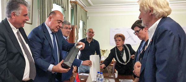 Мэр Гюмри принял делегацию из Норвегии во главе с мэром Крагеро Йони Бликрайем (9 октября 2018). Гюмри - Sputnik Армения