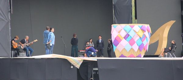 Zaz-ին հրապարակում «բռնացրեցինք» sound check անելիս Zaz-ին հրապարակում «բռնացրեցինք» sound check անելիս - Sputnik Արմենիա