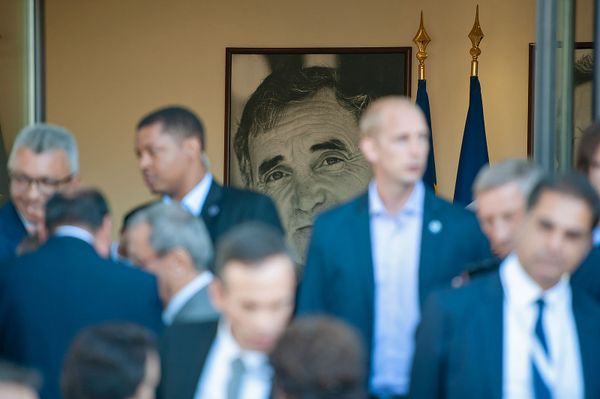 Посетители в центре Шарля Азнавура (11 октября 2018). Еревaн - Sputnik Армения