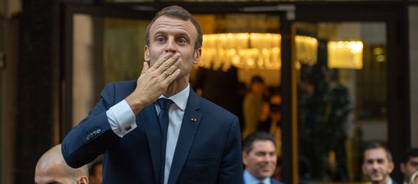 Президент Франции Эммануэль Макрон (11 октября 2018). Еревaн Президент Франции Эммануэль Макрон (11 октября 2018). Еревaн - Sputnik Армения