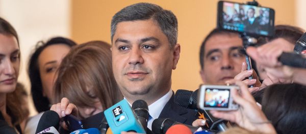 Глава СНБ Артур Ванецян встретился с журналистами после заседания Парламента Армении (16 октября 2018). Еревaн - Sputnik Արմենիա