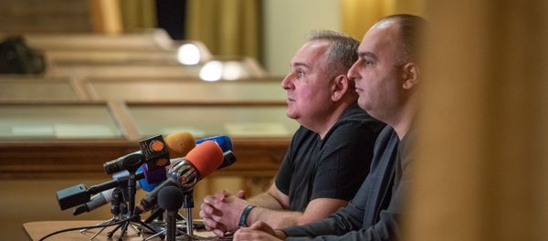 Пресс-конференция директора русского драматического театра им. Станиславского Фреда Давтяна (16 октября 2018). Еревaн - Sputnik Արմենիա