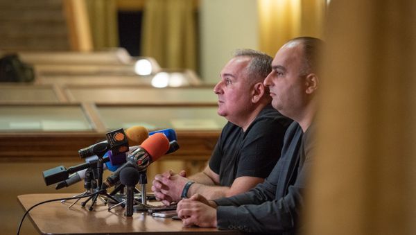 Пресс-конференция директора русского драматического театра им. Станиславского Фреда Давтяна (16 октября 2018). Еревaн - Sputnik Армения