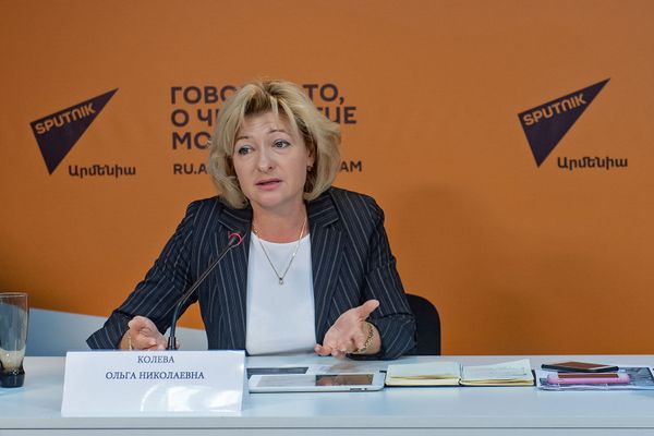 Руководитель Международного мультимедийного пресс-центра МИА Россия сегодня Ольга Колева на мастер-классе в мультимедийном пресс-центре Sputnik Армения (18 октября 2018). Еревaн - Sputnik Армения