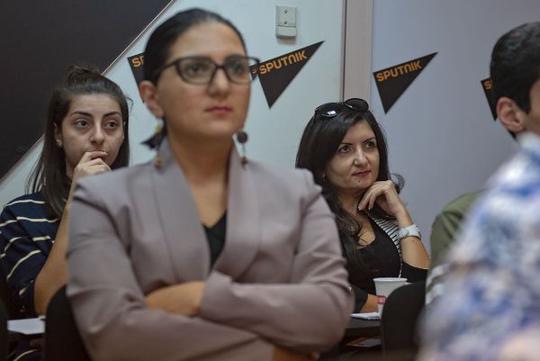 Мастер-класс с участием руководителей пресс-центров Армении в мультимедийном пресс-центре Sputnik Армения в рамках нового модуля образовательной программы SputnikPro (18 октября 2018). Еревaн - Sputnik Армения