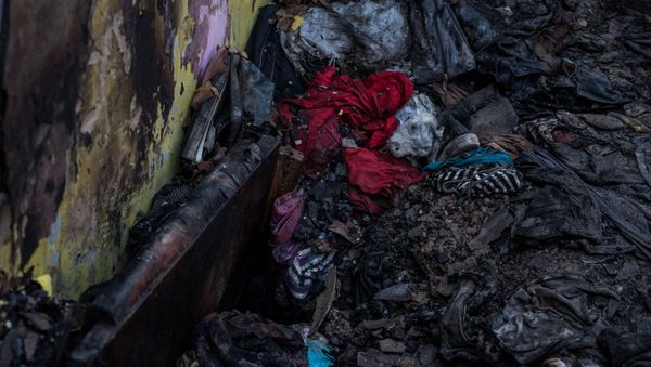 Пожар в Ереване. Сгорело два жилых дома, погибло 3 человека Пожар в Ереване. Сгорело два жилых дома, погибло 3 человека - Sputnik Արմենիա
