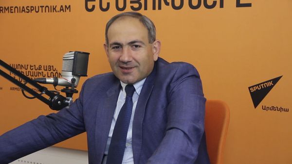 Փաշինյանը երգում է Sputnik Արմենիայի համար - Sputnik Արմենիա