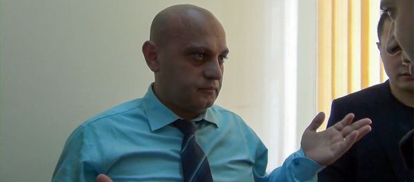 Ոստիկանները կաշառք ստանալու կասկածանքով բերման են ենթարկել ՊԵԿ 3 պաշտոնյայի - Sputnik Արմենիա