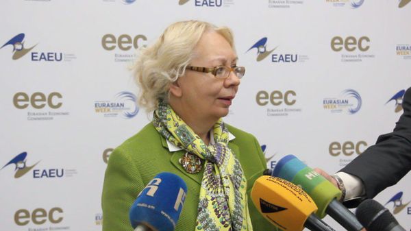 Министр по основным направлениям интеграции и макроэкономике ЕЭК Татьяна Валовая на международном форуме Евразийская неделя (23 октября 2018). Еревaн - Sputnik Արմենիա