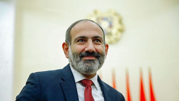Врио премьер-министра Никол Пашинян на церемонии вручения гос.наград в сфере ИТ (23 октября 2018). Еревaн - Sputnik Армения