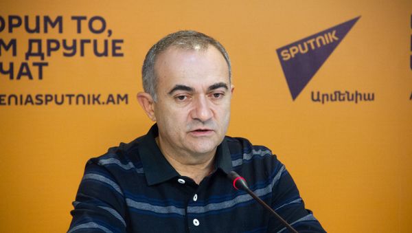 Теван Погосян - Sputnik Արմենիա