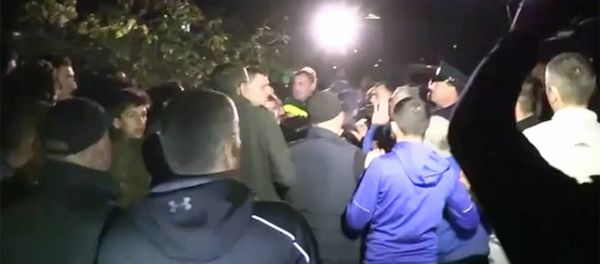 Жители Гори провели массовую акцию протеста, требуя найти и наказать убийцу 8-летней девочки - Sputnik Армения