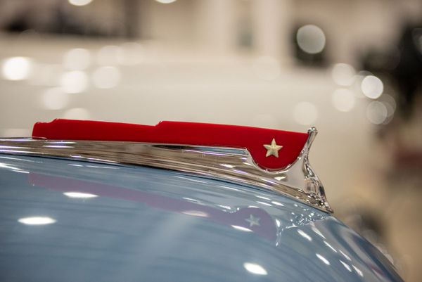 Автомобиль Москвич-407 на выставке Arm Auto Show Expo 2018 - Sputnik Армения