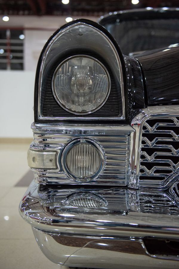 Автомобиль Чайка на выставке Arm Auto Show Expo 2018 - Sputnik Армения