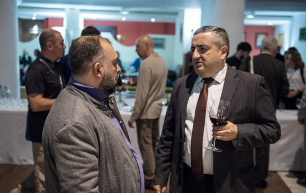 Հանդիսավոր մասից հետո քննարկումները շարունակվեցին հայկական հյուրասեր սեղանների շուրջ - Sputnik Արմենիա