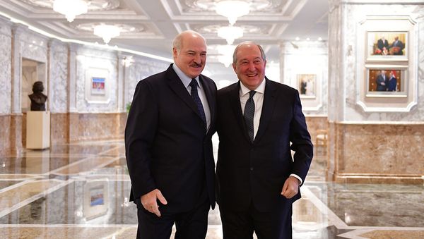 Встреча президентов Армении и Беларуси Армена Саркисяна и Александра Лукашенко (30 октября 2018). Минск - Sputnik Армения