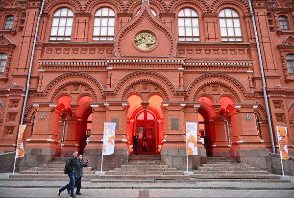 Открытие выставки победителей IV международного конкурса имени А. Стенина Открытие выставки победителей IV международного конкурса имени А. Стенина - Sputnik Армения