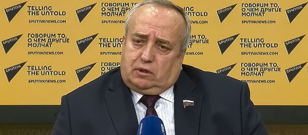 Член Комитета по обороне и безопасности Совета Федерации Федерального Собрания РФ Франц Клинцевич во время видеомоста Москва-Минск-Ереван-Таллинн - Sputnik Армения