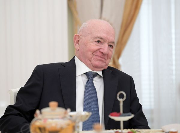 Великолепная шестерка: футболисты-армяне, игрой которых восхищался весь мир - Sputnik Армения