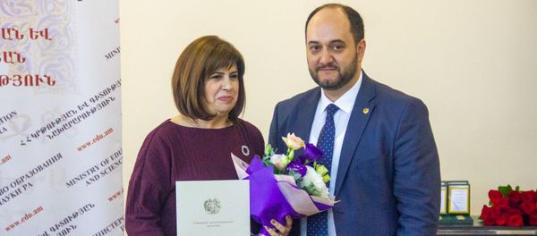 Церемония награждения учителей в министерстве образования и науки (12 ноября 2018). Еревaн - Sputnik Արմենիա