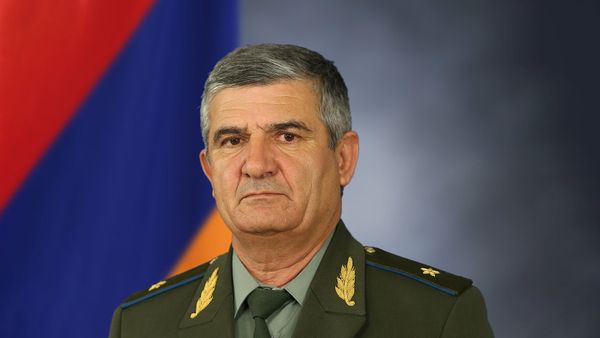 Начальник военно-авиационного университета имени Арменака Ханперянца МО РА Даниел Балаян - Sputnik Արմենիա
