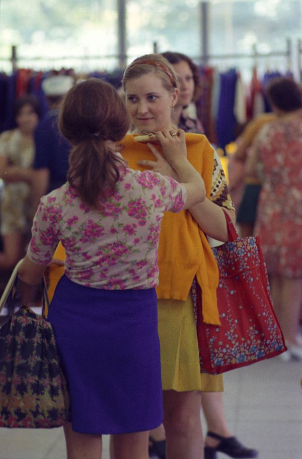 «Տրիկոտաժ» խանութի գնորդները, Մոսկվա, 1975 թիվ - Sputnik Արմենիա