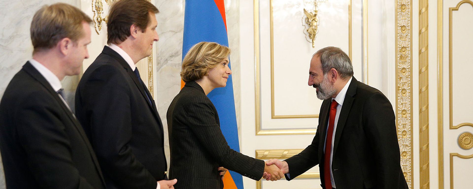 Վալերի Պեկրեսն ու Նիկոլ Փաշինյանը Վալերի Պեկրեսն ու Նիկոլ Փաշինյանը - Sputnik Արմենիա, 1920, 23.12.2021