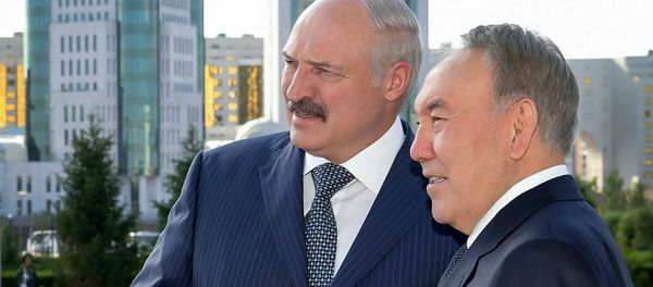 Встреча президентов Казахстана и Беларуси Нурсултана Назарбаева и Александра Лукашенко (30 мая 2016). Астана - Sputnik Армения