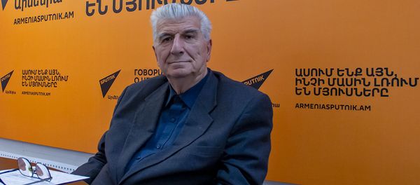 Эдвард Арзуманян - Sputnik Արմենիա