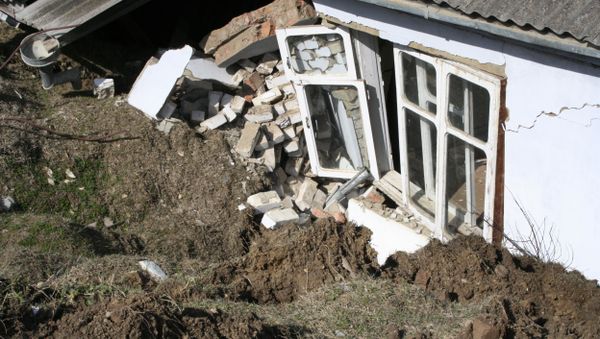 Последствия оползня в Буйнакске - Sputnik Արմենիա