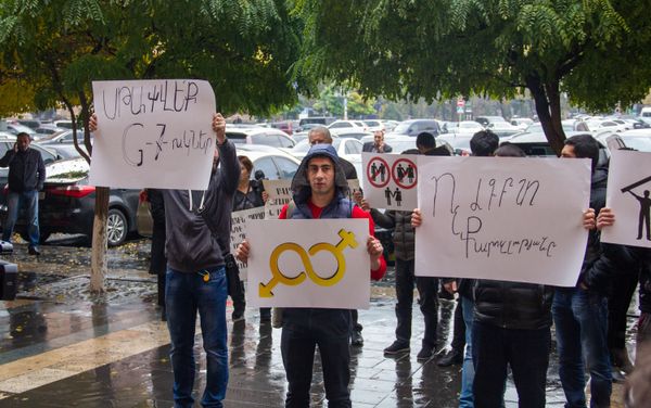 Բողոքի ակցիա ընդդեմ ԼԳԲՏ քարոզի - Sputnik Արմենիա