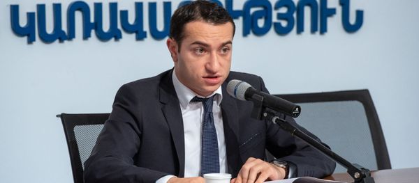 Пресс-конференция и.о. министра Диаспоры Мхитара Айрапетяна (23 ноября 2018). Еревaн Пресс-конференция и.о. министра Диаспоры Мхитара Айрапетяна (23 ноября 2018). Еревaн - Sputnik Армения