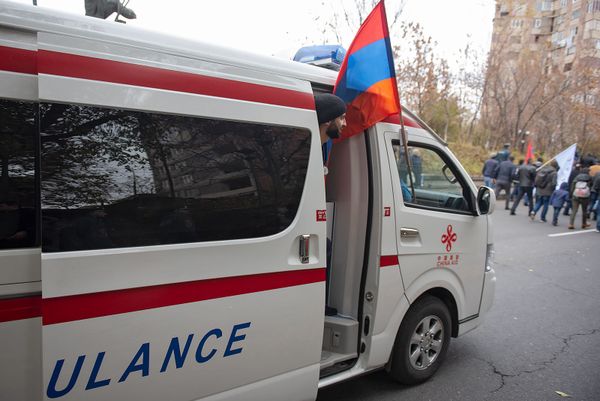 Նիկոլ Փաշինյանի երևանյան երթը լուսանկարներով - Sputnik Արմենիա