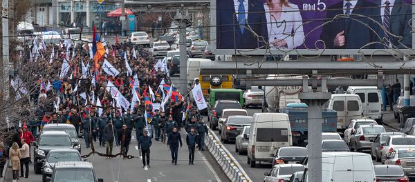 Субботнее шествие Никола Пашиняна (24 ноября 2018). Еревaн - Sputnik Армения