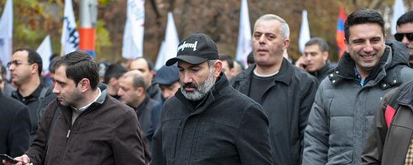 Субботнее шествие Никола Пашиняна (24 ноября 2018). Еревaн - Sputnik Արմենիա