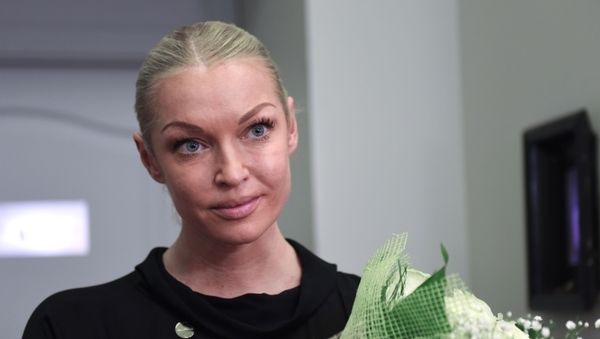 Анастасия Волочкова после премьеры спектакля Иосифа Райхельгауза Пришел мужчина к женщине (2 апреля 2016). Москвa - Sputnik Армения