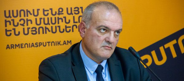 Виген Акопян Виген Акопян - Sputnik Армения