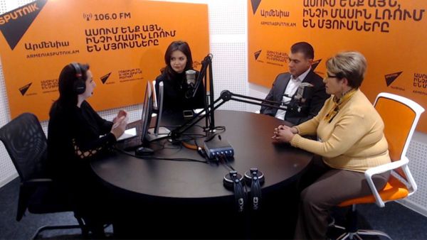 Սպուտնիկ Զրույց-Գրիգոր Գրիգորյան,Սիլվա Ադամյան,Եվա Չիչոյան (24.11.18) - Sputnik Արմենիա