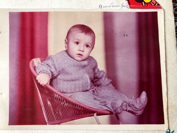 Спастись, чтобы потеряться: невыдуманная история о Спитакском землетрясении Спастись, чтобы потеряться: невыдуманная история о Спитакском землетрясении - Sputnik Армения