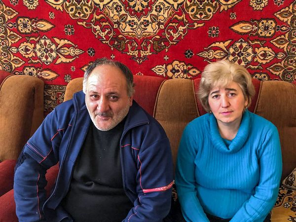 Спастись, чтобы потеряться: невыдуманная история о Спитакском землетрясении Спастись, чтобы потеряться: невыдуманная история о Спитакском землетрясении - Sputnik Армения