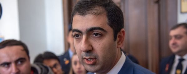 Адвокат Арам Орбелян ответил на вопросы журналистов в Апелляционном суде Армении (28 ноября 2018). Еревaн - Sputnik Армения
