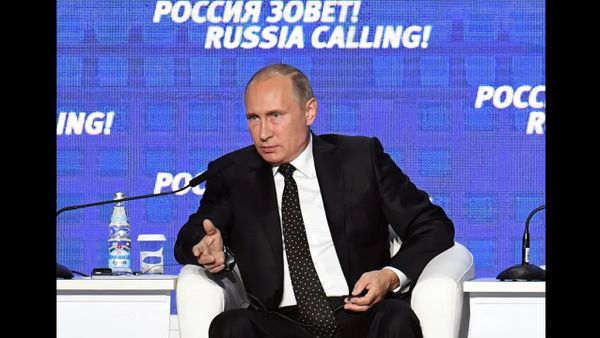 Путин: “У нас нет цели уходить от доллара, доллар уходит от нас” - Sputnik Армения