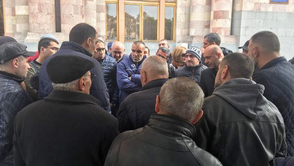 Акция протеста отставных и вышедших на пенсию военнослужащих (29 ноября 2018). Еревaн - Sputnik Армения
