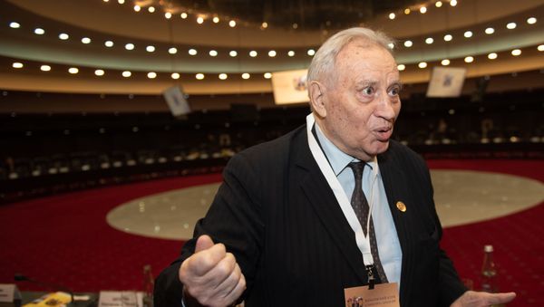Владимир Казимиров на заседании армяно-российского Лазаревского клуба (30 ноября 2018). Еревaн - Sputnik Армения