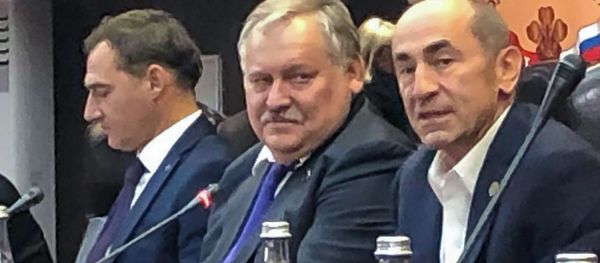 Роберт Кочарян на заседании армяно-российского Лазаревского клуба (30 ноября 2018). Еревaн - Sputnik Արմենիա