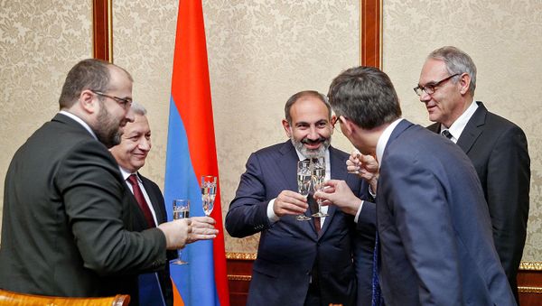 Подписание грантового соглашения “По биоразнообразию и стабильному местному развитию в Армении” между РА и Германским банком развития (KfW) (30 ноября 2018). Еревaн - Sputnik Армения