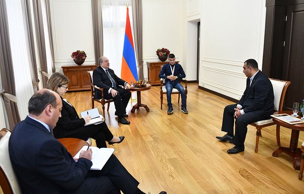 Անակնկալ զանգ նախագահականից. Սարգսյանը պատրաստ է պատասխանել Գևորգի նամակներին - Sputnik Արմենիա
